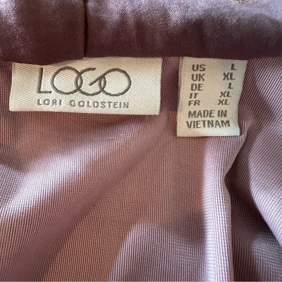 LOGO by Lori Goldstein Velvet Hoodie Vest - Picture 5 of 8
